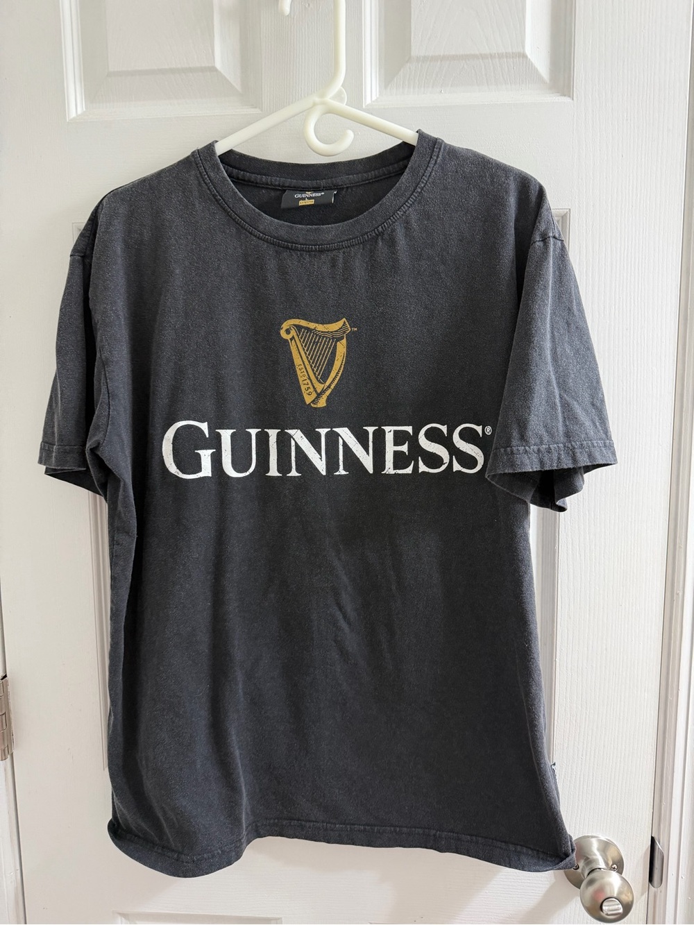Guinness Men's Black Logo T-Shirt Tee Large L